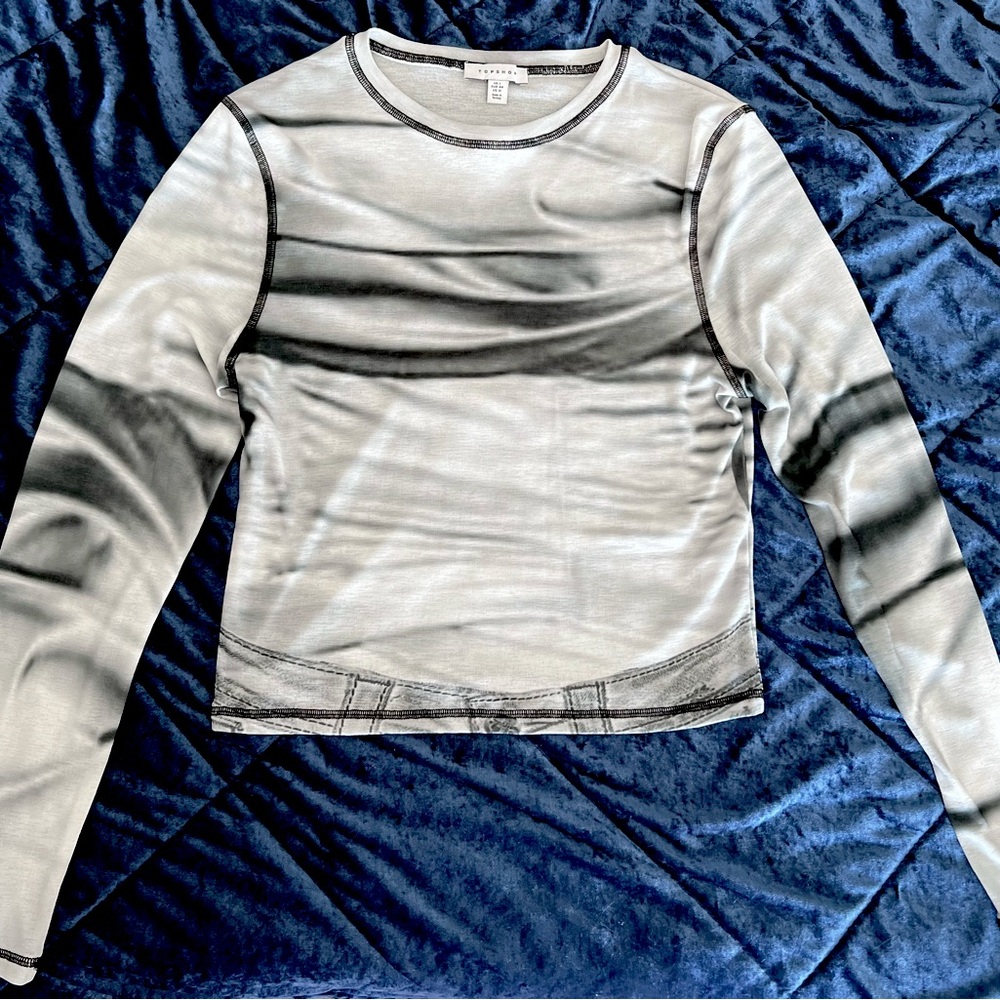 Abstract top